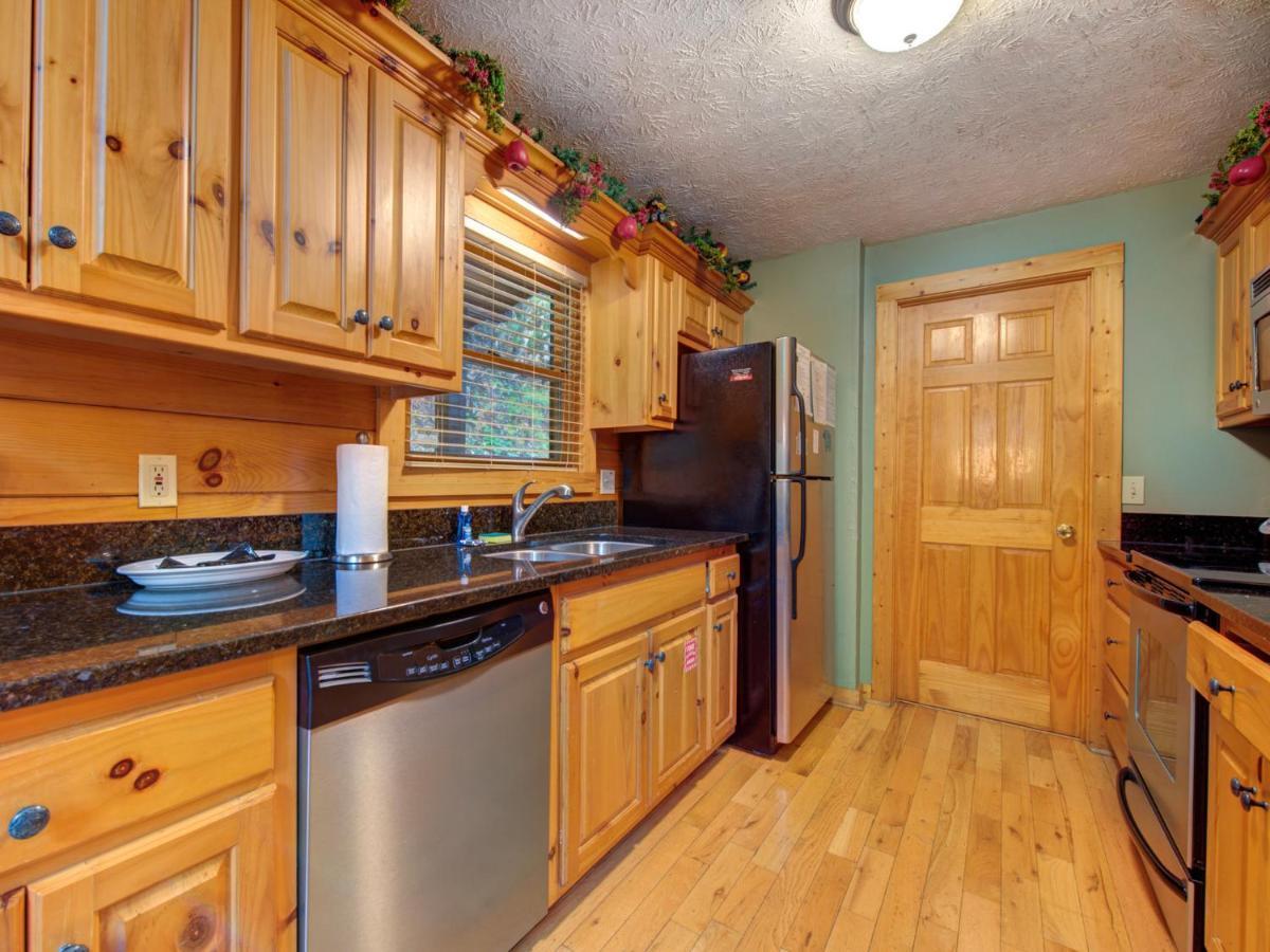 Bear'S Corner, 3 Bedrooms, Wifi, Pool Table, Hot Tub, Wifi, Sleeps 10 ガトリンバーグ エクステリア 写真