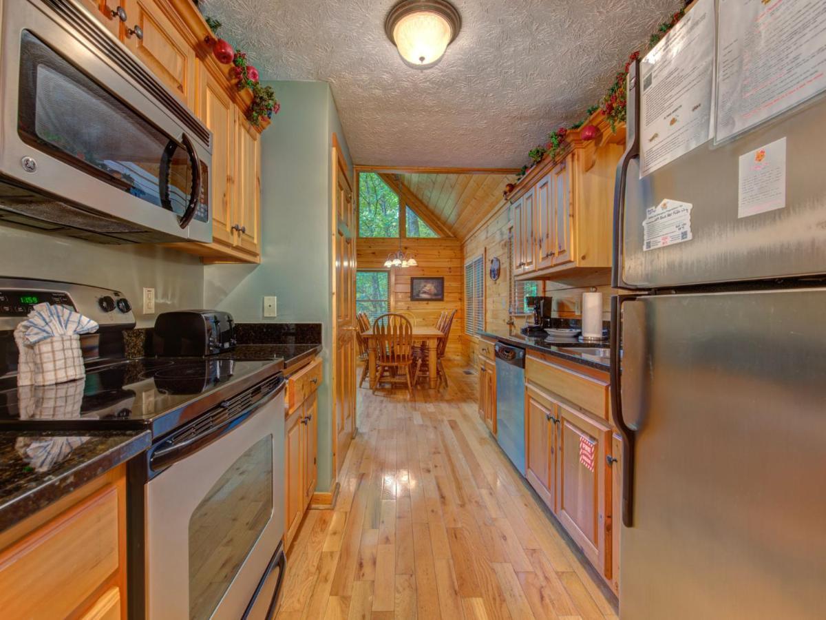 Bear'S Corner, 3 Bedrooms, Wifi, Pool Table, Hot Tub, Wifi, Sleeps 10 ガトリンバーグ エクステリア 写真